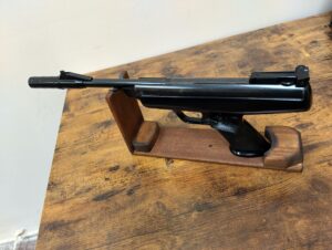 Pistol display stand